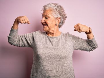 Old Woman Biceps Strong Aged  - tatyanaBuzmakova_Krasnova / Pixabay