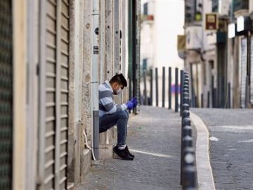 Rozdíl v řešení krize při potírání covidu-19 u nás a v Portugalsku