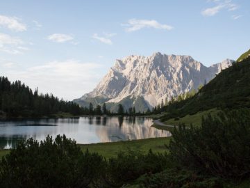 Tyrolsko a jihoafrická mutace koronaviru